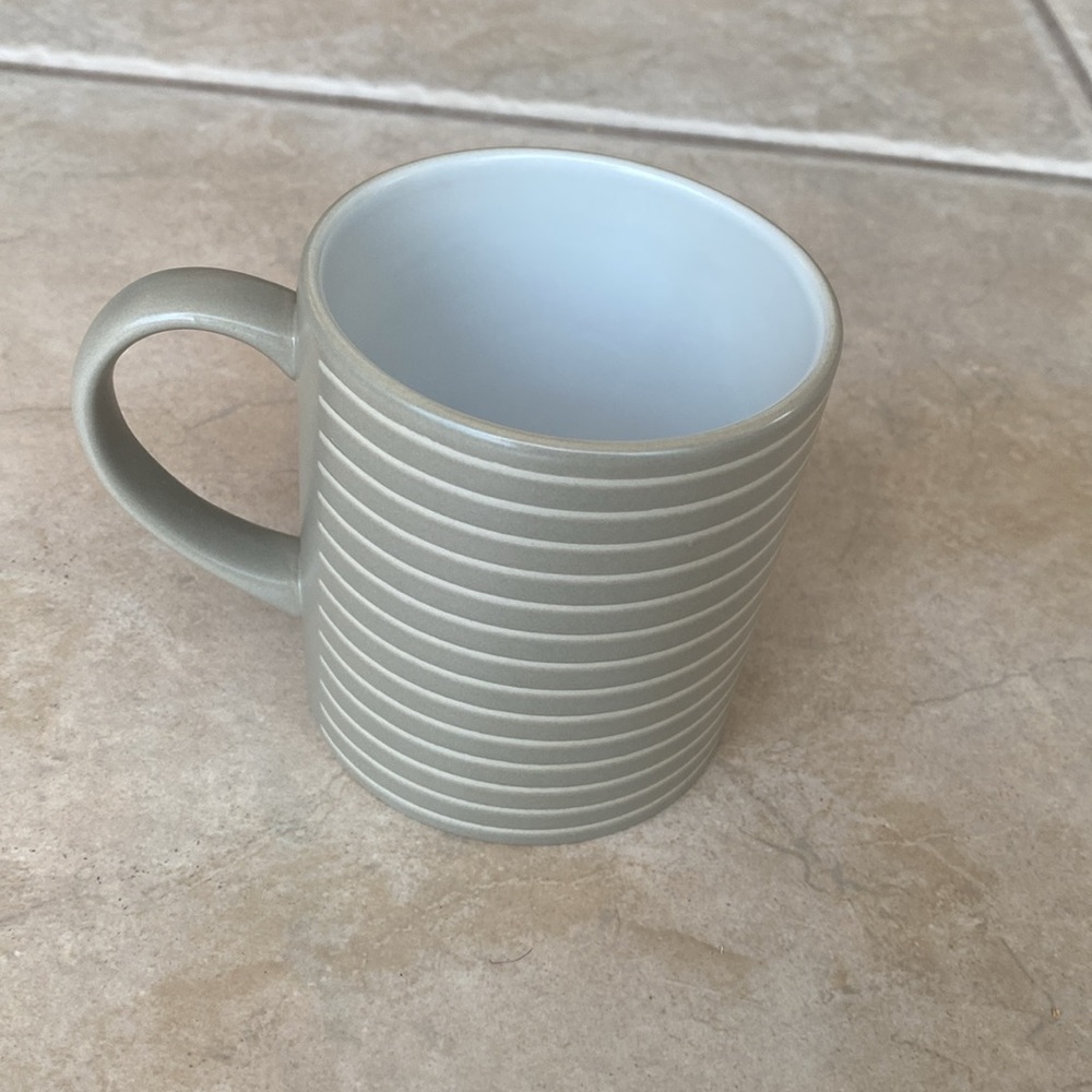 Set of 4 New Denby Pottery Stripe Sand Mugs